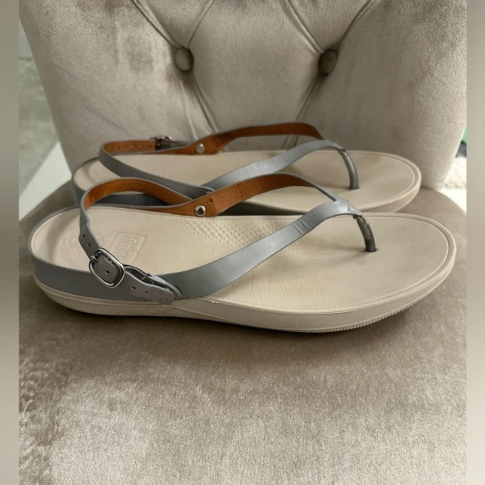 FITFLOP Back Strap Thong Sandal Women’s Size 11 Gray Leather E45-098 Comfortable